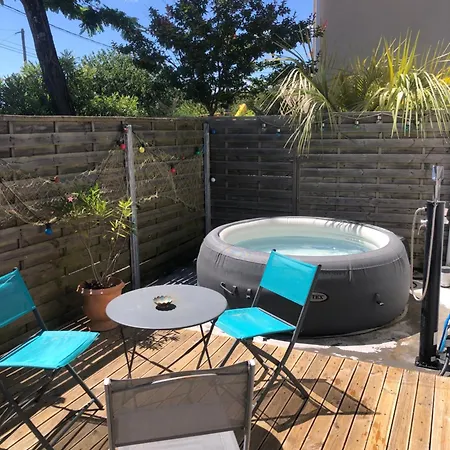 Maison Climatisee Avec D'avril A Fin Septembre Vakantiehuis